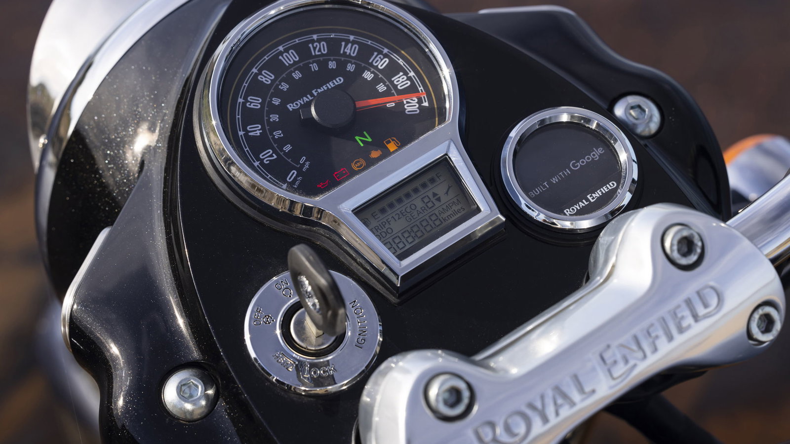 Royal Enfield Classic 650 dash